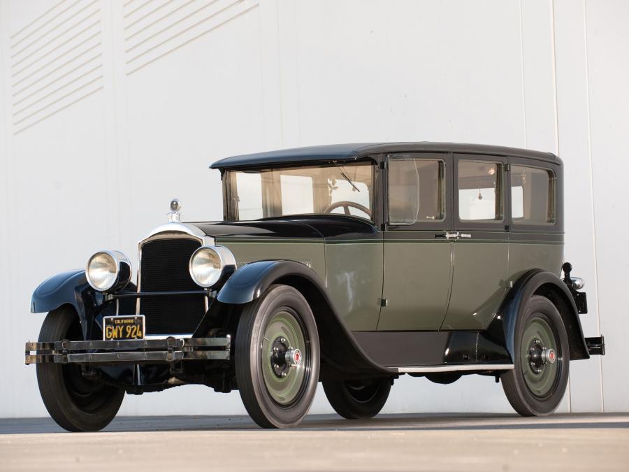  Packard Six Sedan 1927 года  (фото 1 из 3)